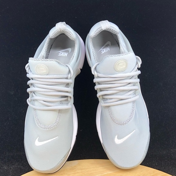 Nike Air Presto Light Smoke Grey White Black CT3550-002 Mens Size - Picture 8 of 9